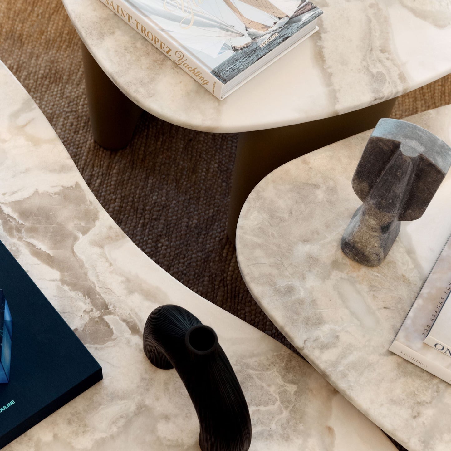 TRIO FLOW TABLES. SET OF 3 MARBLE COFFEE TABLES