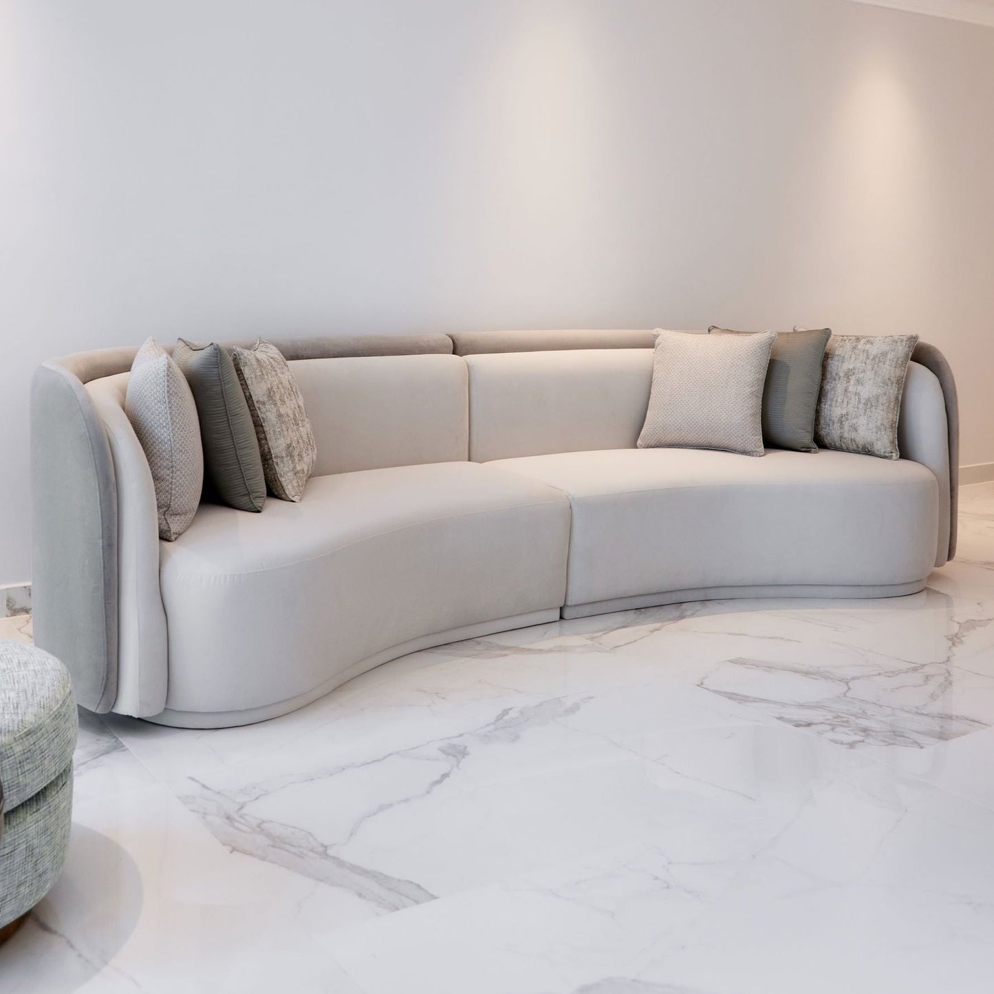 SILHOUETTE SOFA WITH DOUBLE BACK