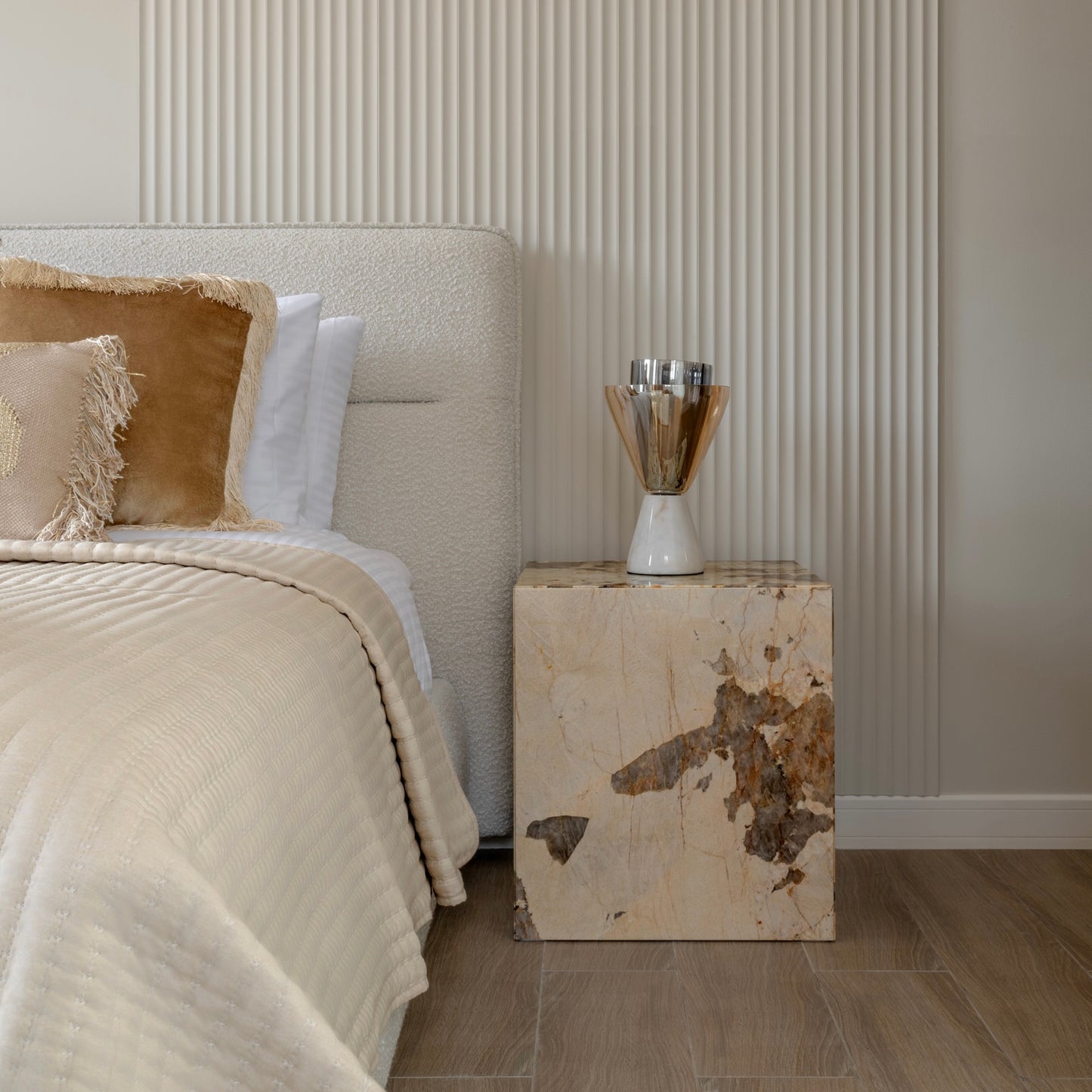 MKAB MARBLE SIDE TABLE