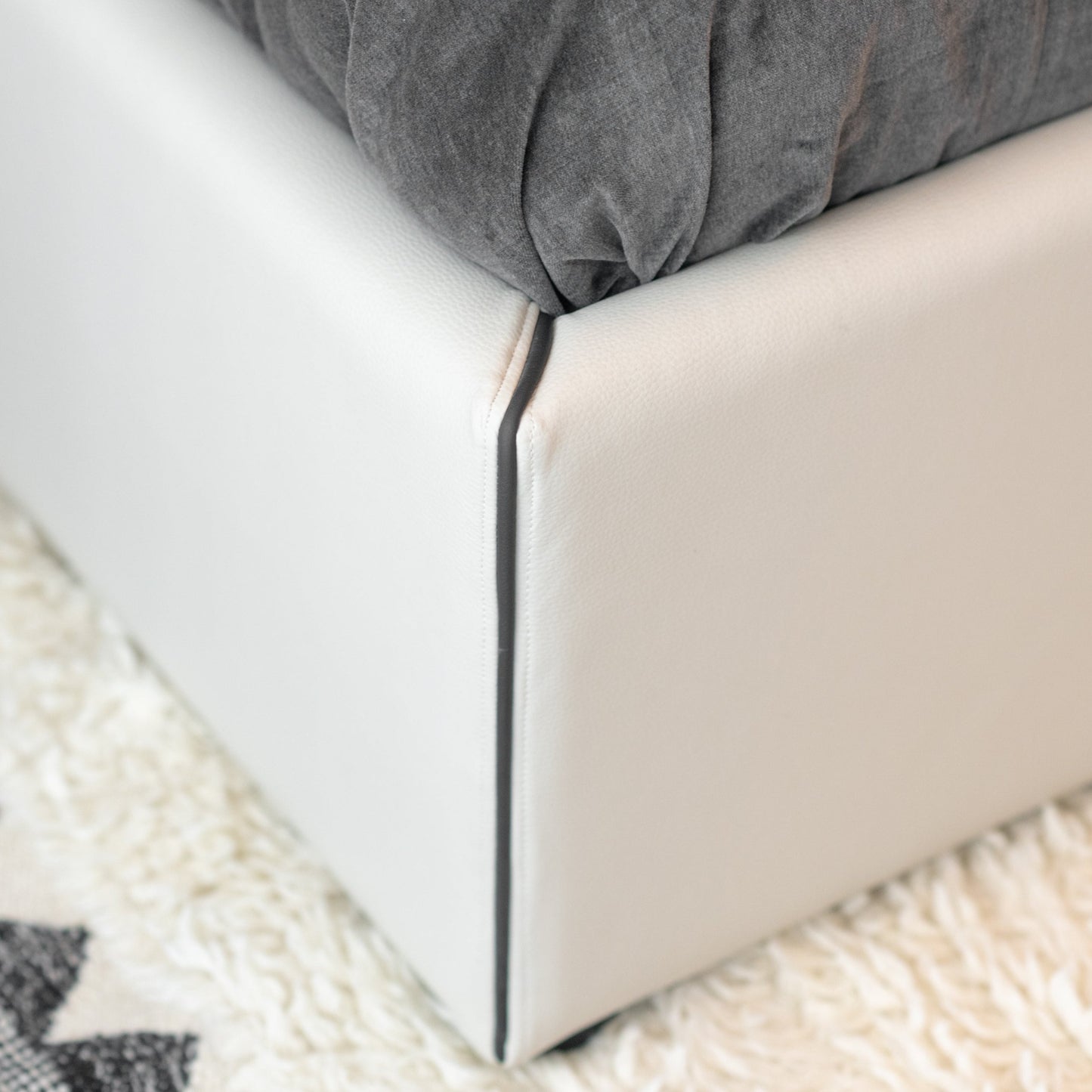 ZENLIFT BED WITH HYDRAULIC MECHANISM