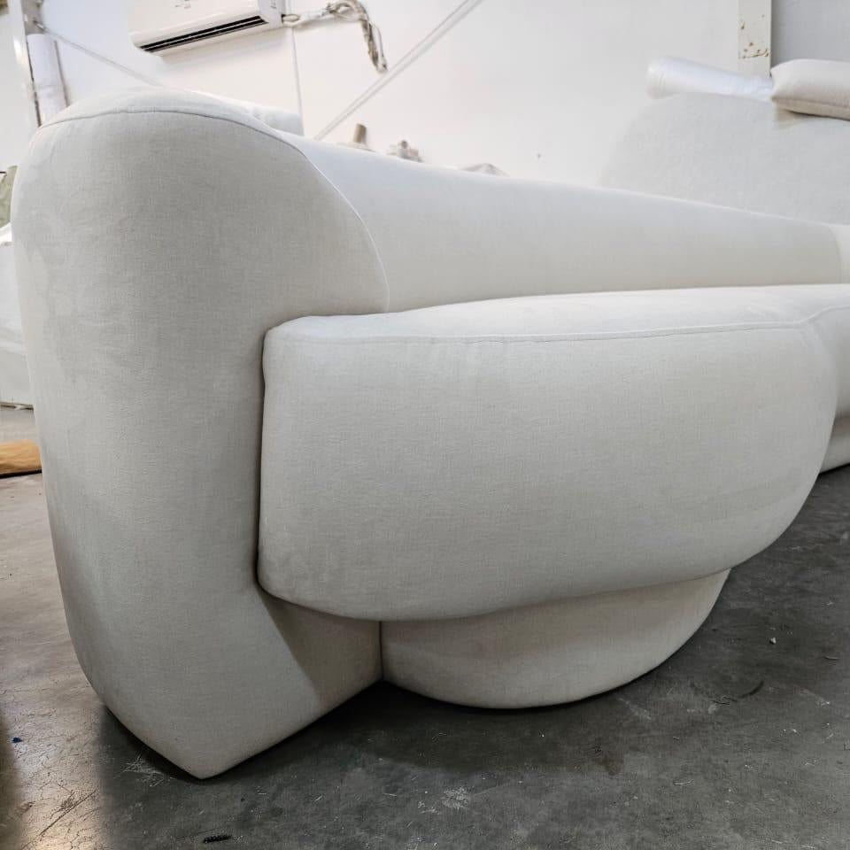 MILO CURVED SOFA